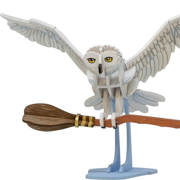 Harry Potter Hedwig 3D Wood Model and Movie Book - Wizarding World Gifts - Picture 5 of 6